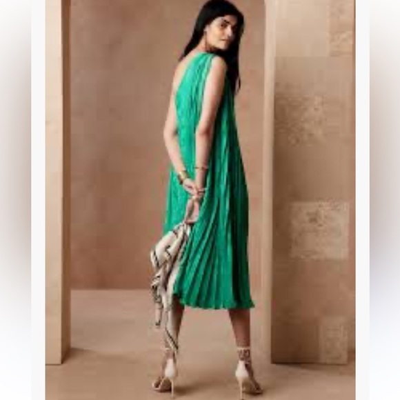 Banana Republic Radiant One Shoulder Dress - Picture 2 of 10